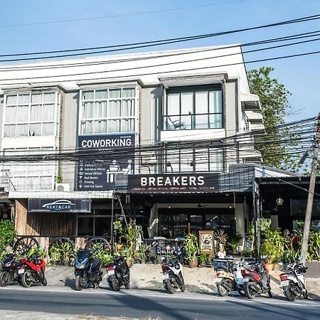 Breakers Hotel Rawai Exterior photo